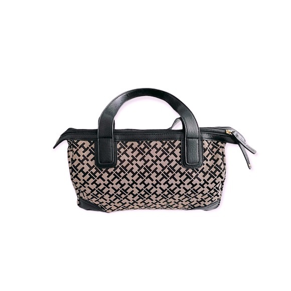 VTG 1990s Tommy Hilfiger Monogram Shoulder Bag LIKE NEW - Picture 5 of 9